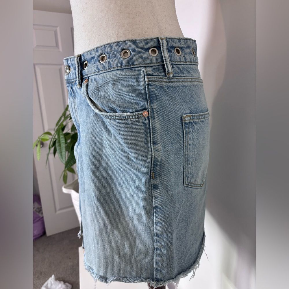 Allsaints Lila Eyelet Denim Skirt, Blue split front hem distressed hem - Picture 3 of 7